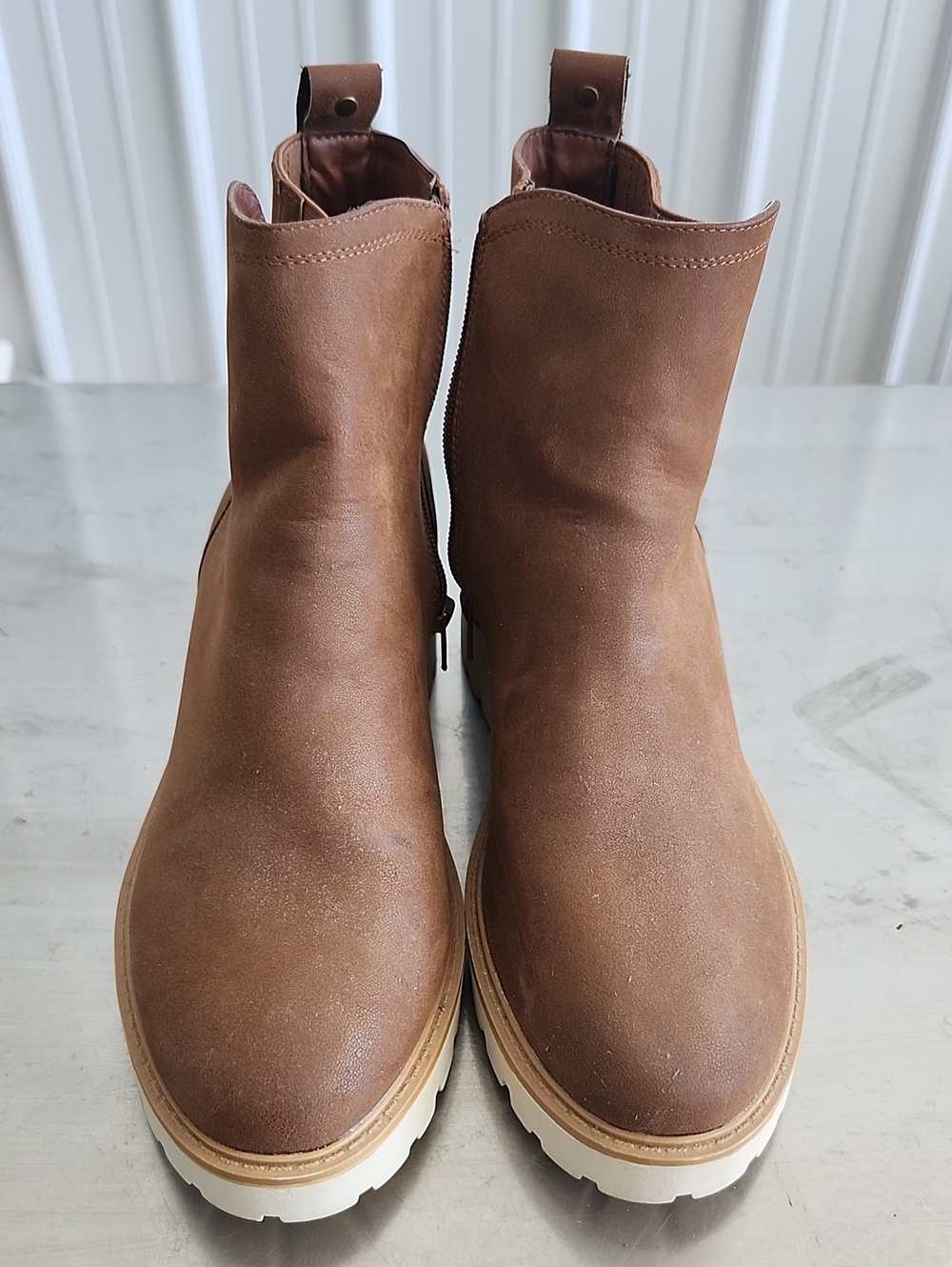Men's Brown Chukka Zip-Back Leather Boots